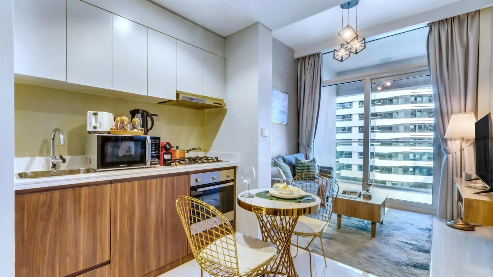 1Br Apartment With Canal View Near Dubai Mall & Burj Khalifa